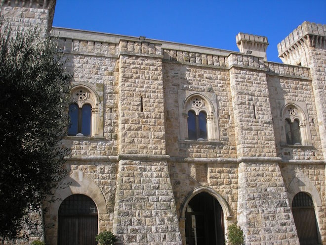 Castello Caracciolo